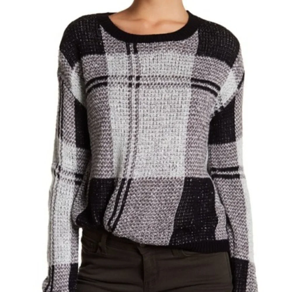Melrose and Market Shrunken Plaid Pullover Sweater